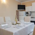 Krzelj Apartment *