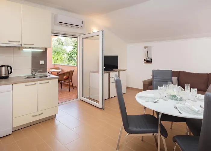 Krzelj Apartman Trogir